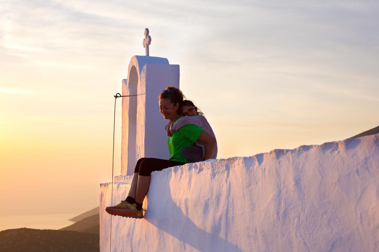 Aparthotel Το Κατἑ Artemonas Exteriér fotografie